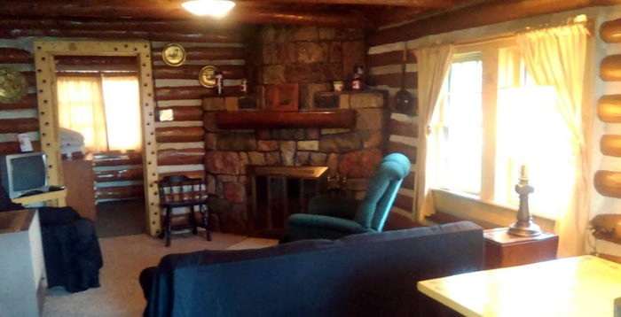 Foughts Resort (Lakewoods Resort) - Web Listing (newer photo)